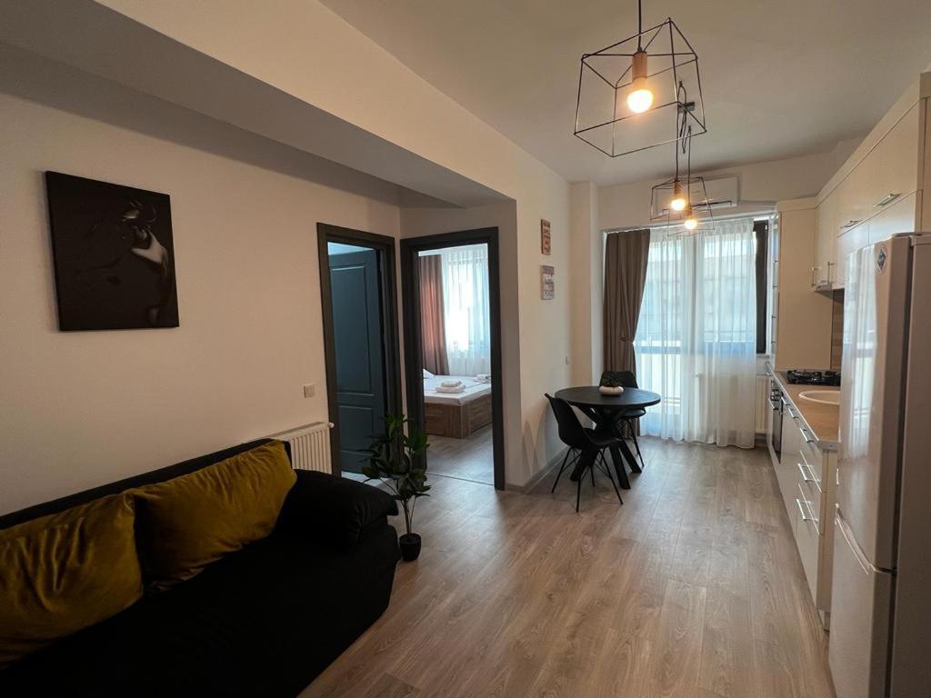 Cozy Accommodation Central City - Ιάσιο Εξωτερικό φωτογραφία